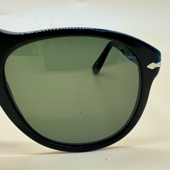 Persol 649 Sunglasses - Picture 12 of 16